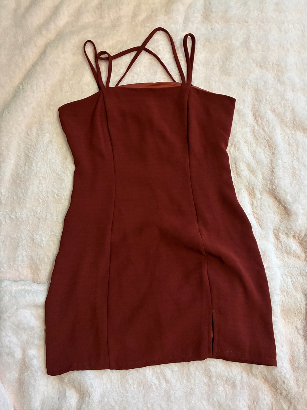 She + Sky Strappy Bodycon Mini Dress in Burgundy
